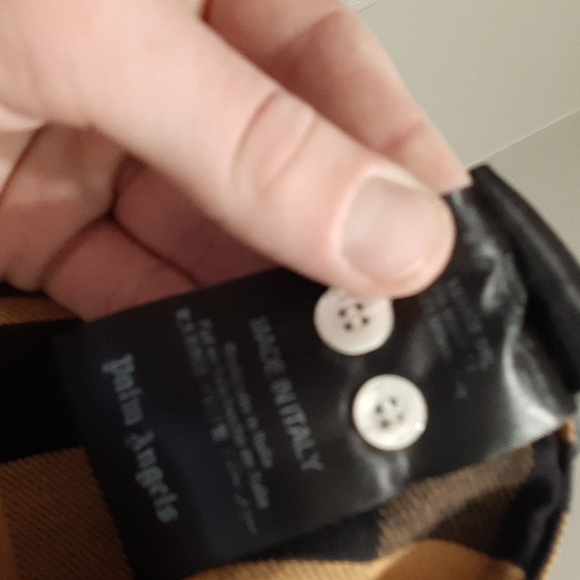 800$+tx in Québec,Canada,almost 1k.. real baller shirt if you ask me. Size 46 - Picture 3 of 3